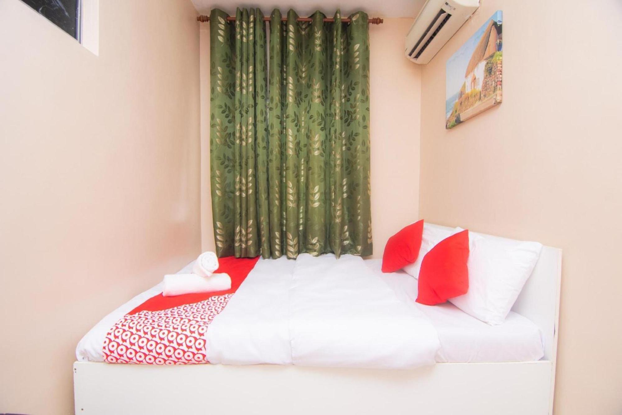 Oyo 1224 Hotel Hajah Rohayah Tanjong Malim Dış mekan fotoğraf