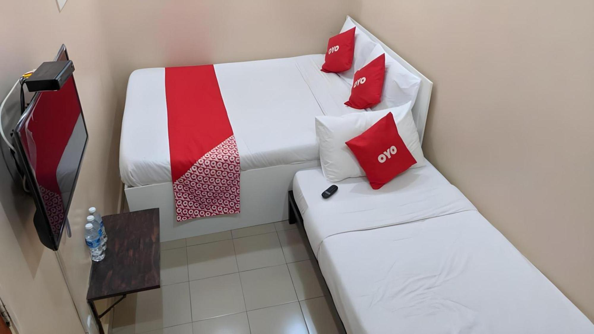 Oyo 1224 Hotel Hajah Rohayah Tanjong Malim Dış mekan fotoğraf