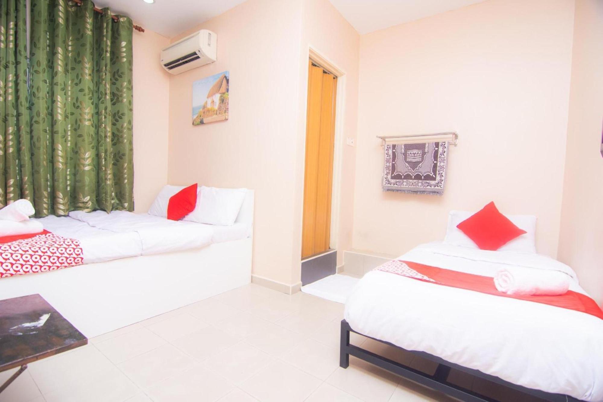 Oyo 1224 Hotel Hajah Rohayah Tanjong Malim Dış mekan fotoğraf