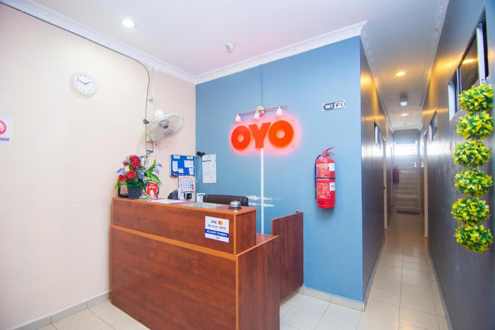 Oyo 1224 Hotel Hajah Rohayah Tanjong Malim Dış mekan fotoğraf