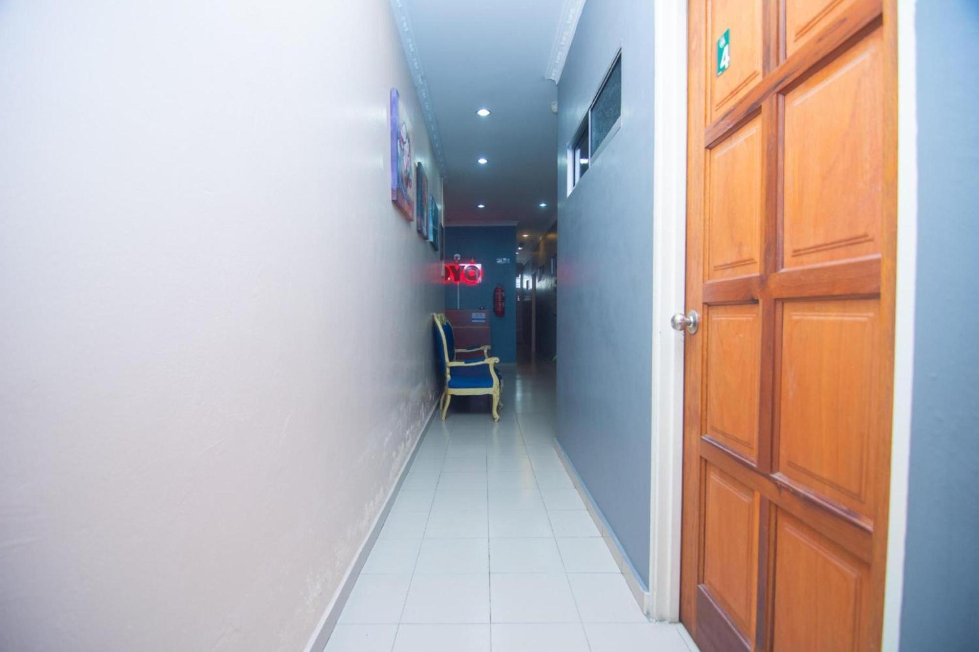 Oyo 1224 Hotel Hajah Rohayah Tanjong Malim Dış mekan fotoğraf