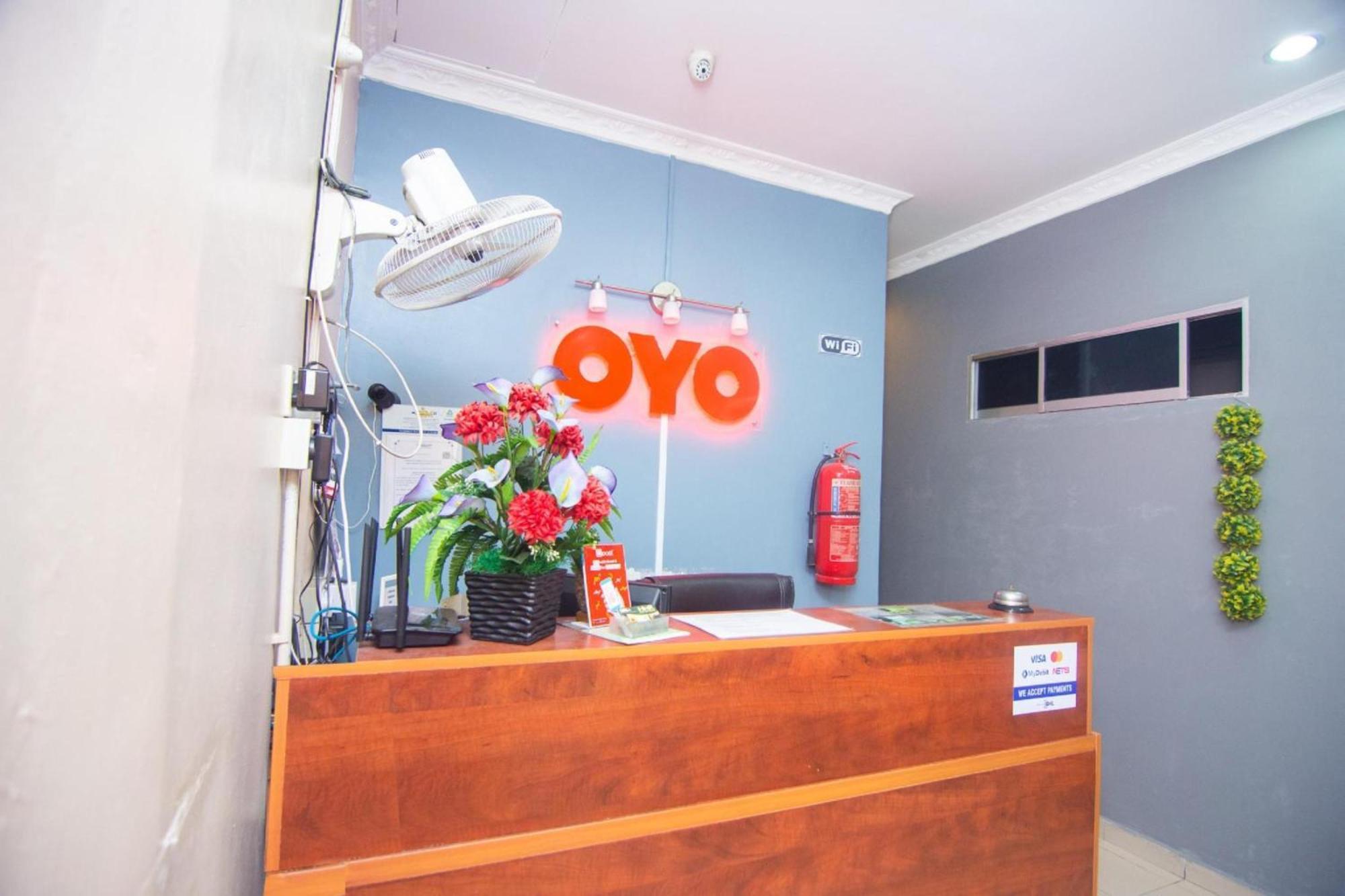 Oyo 1224 Hotel Hajah Rohayah Tanjong Malim Dış mekan fotoğraf