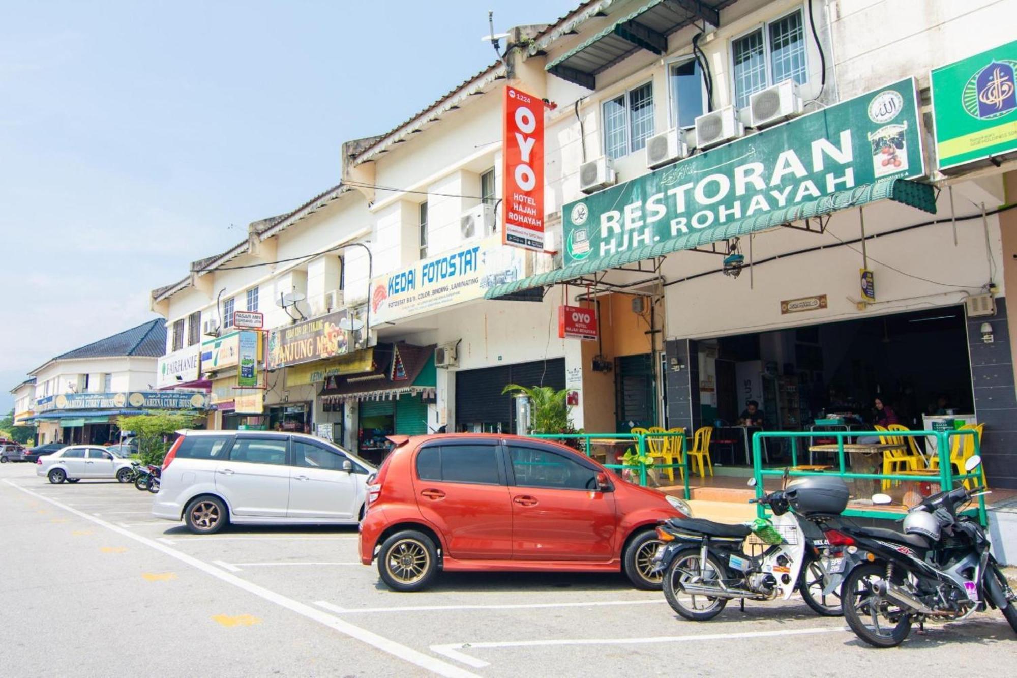 Oyo 1224 Hotel Hajah Rohayah Tanjong Malim Dış mekan fotoğraf